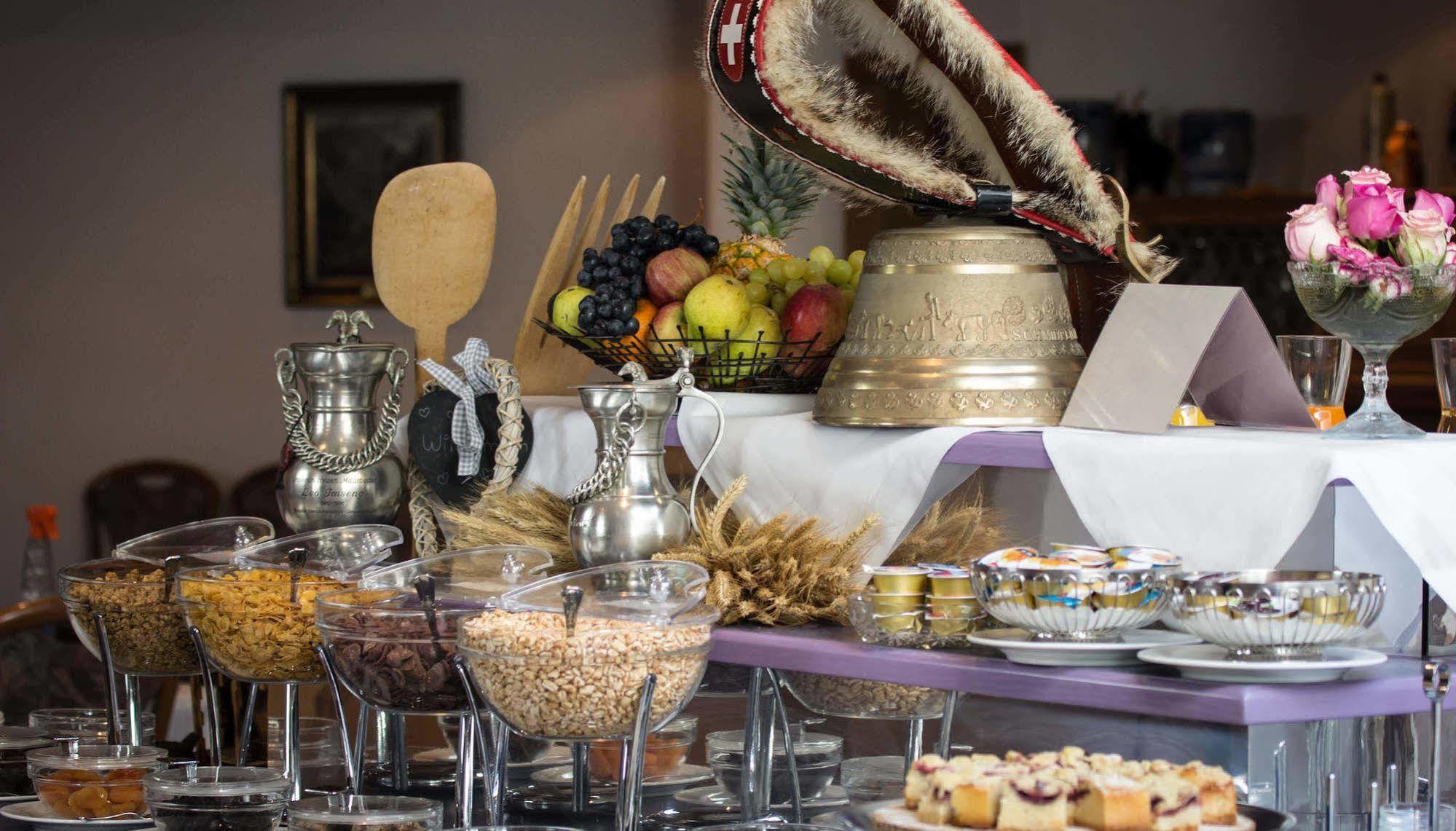 Bed and Breakfast Berghof Garni - The Dom Collection Saas-Fee Esterno foto